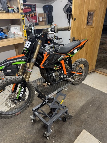 Surron hyper bee 2025 - hyper,