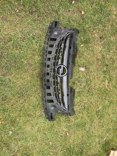 Vauxhall corsa front grill - front,
