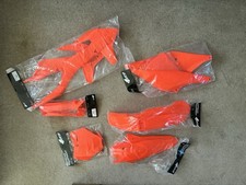 **NEW** KTM MX 125 Plastics