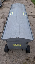 IAE sheep hay rack feeder 8ft folding lid