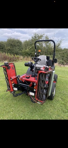 Toro ride lawn - lawn, used