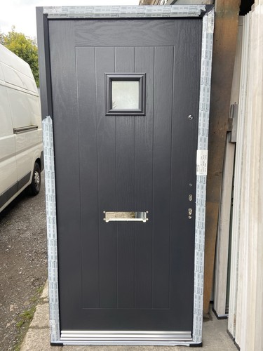 Anthracite grey cottage - anthracite,