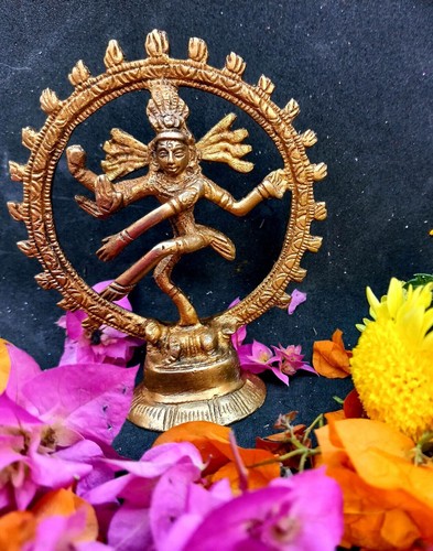 Lovely 10cm brass dancing - 10cm,