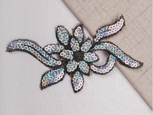 Flower patches sequin applique