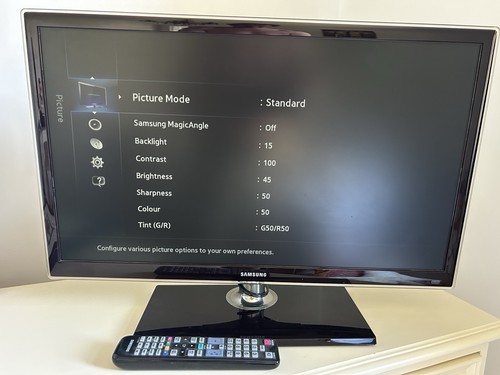 Samsung d5020 series - 27”,
