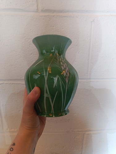 Beswick green ceramic - green, vase