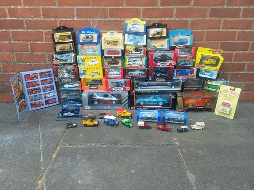 Job lot diecast model cars - lot,