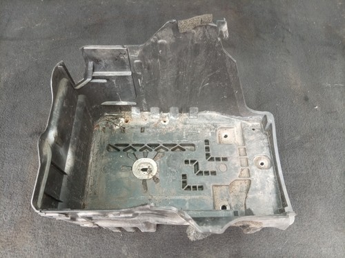 Freelander battery tray box - 2,