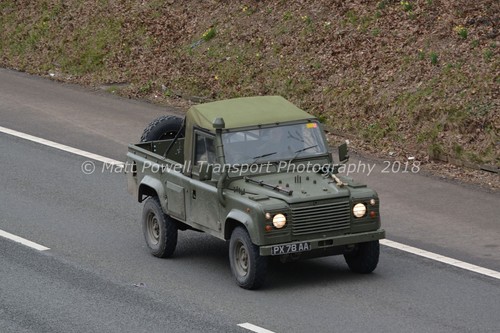 Photo 12x8 landrover - -,