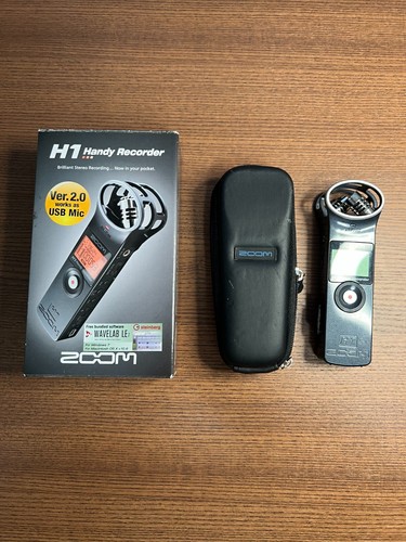 Zoom handy recorder with - handy,