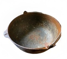 Primitive Antique Cast Iron Cauldron Cowboy Kettle Pot Dutch Oven Smelt Bonfire