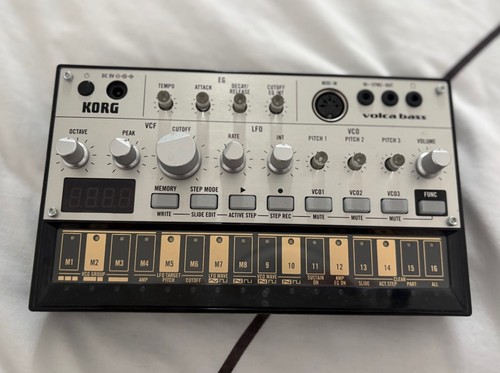 Korg volca bass - korg, analogue