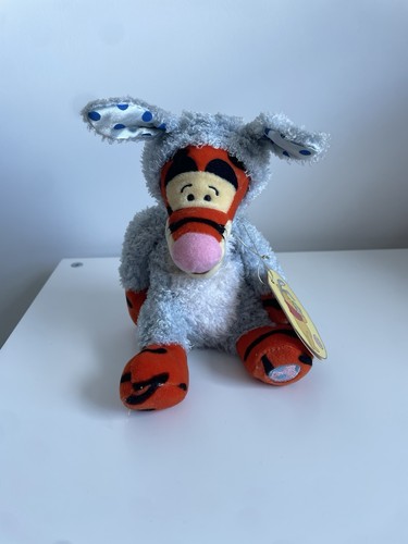 Vintage disney store tigger - store,