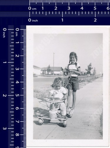 1952 four wheel - wheel, pusher