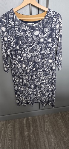 Weird fish dress size with - 12,