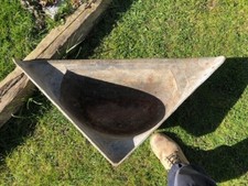 Galvanised Horse Feeding Corner Trough with Tethering Ring -Garden Planter/Pond