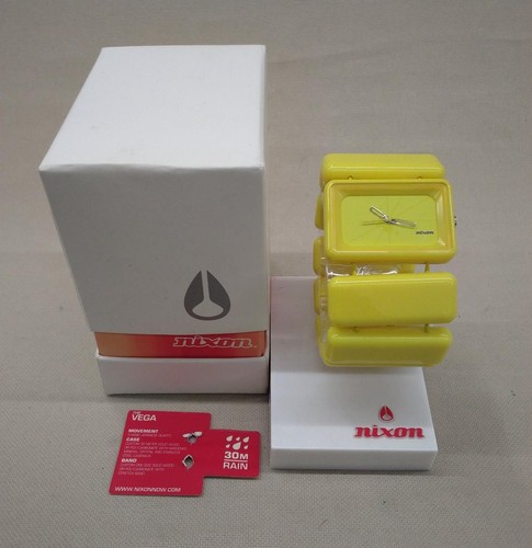 Nixon quartz used - 7j,