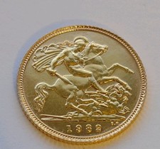 1982 Half Sovereign Queen