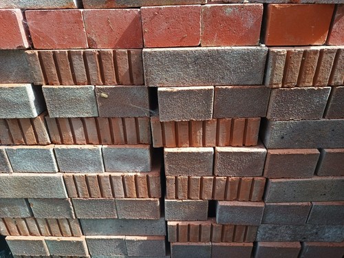 240 pale red house bricks - pale,