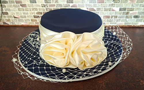 Debenhams hat box - navy, wedding