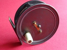 VERY NICE LIGHT USE ANTIQUE WALKER BAMPTON 3 3/4" LIGHT SALMON FLY FISHING REEL
