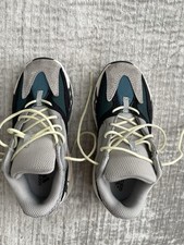 Yeezy kids Boost 700 Wave runner UK Size 11.5 Sneakers