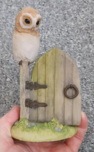 Teviotdale owl gate post - gate,