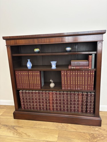 Victorian open fronted - open,