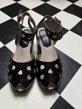 ROCKET ORIGINALS "Ruby" Black