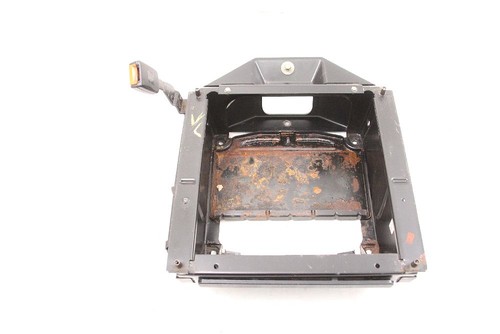 Seat base - t4, (7.90-3.03)
