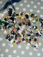 Lego Minifigure Bundle! Random