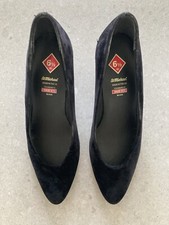 Vintage St Michael Black