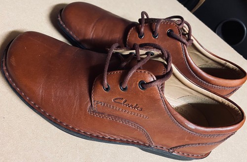 Clarks size uk - 8.5,