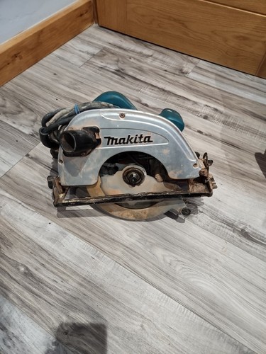 Makita 5704r circular - makita, 240v