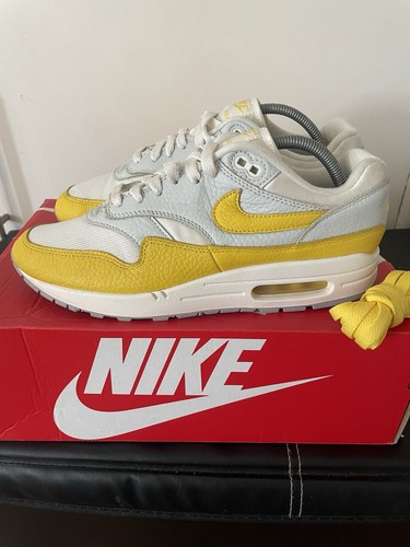 Rare 2022 nike - rare,