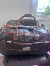 GUESS Travel Weekend Bag/