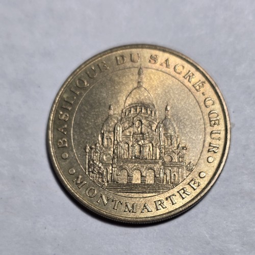 2000 millenium basilique - ~,