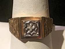 MEN'S YELLOW & WHITE GOLD