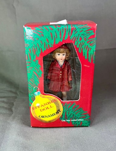 Vintage effanbee doll red coat - red,