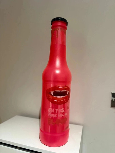 2ft giant coca - cola, money