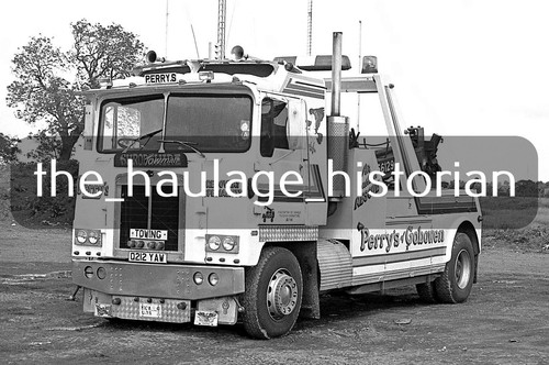 Thh truck photos scammell - thh,