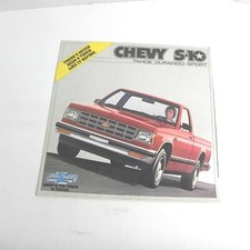 VINTAGE 1981 CHEVROLET CHEVY S10 TAHOE DURANGO SPORT DEALERSHIP SALES BROCHURE