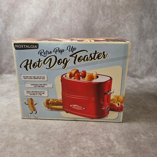 Nostalgia retro pop hot dog - pop-up,