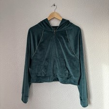 Victoria's Secret On Point