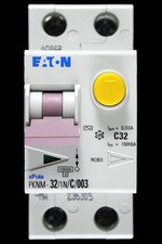 EATON 32 AMP CURVE C 10kA 30mA