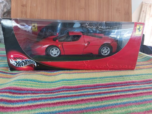 Hot wheels scale die - hot, 1/18