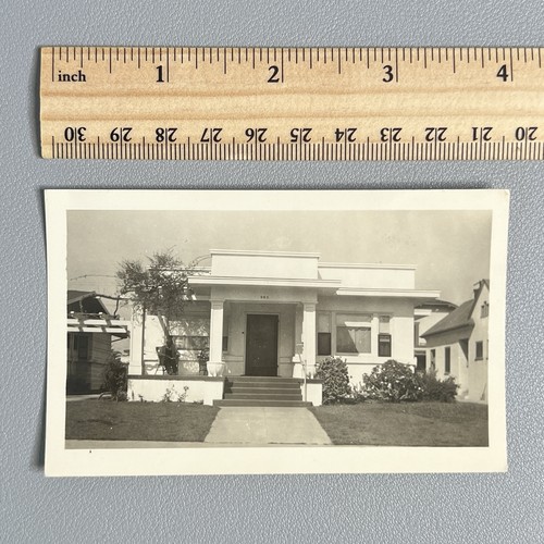 Vintage 1930s art deco - deco, stucco