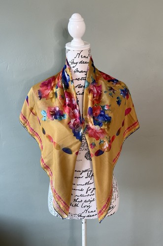 Tugra aybek soft - square, scarf