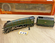 Hornby OO Gauge Class A4 Loco No.60022 Mallard In BR Green Boxed