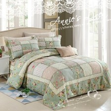 Green Shabby Patchwork Quilt